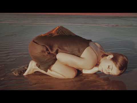 Deaf Echo - Summer Lies (Official Visualizer)